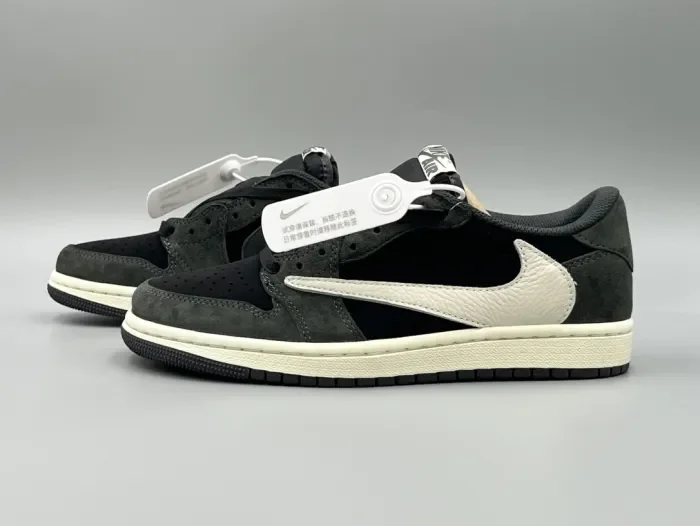 Travis Scott x Air Jordan 1 Black Beige