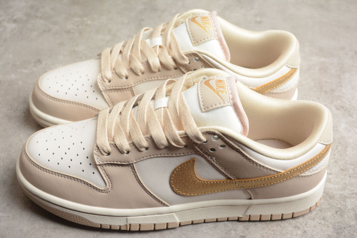 SB Dunk Low Phantom Metallic Gold DX5930 001