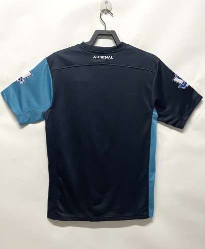 Arsenal Away Retro Jersey 2011/12