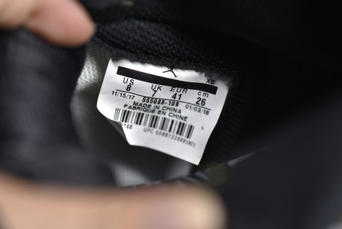 Air Jordan 1 Retro High OG “Yellow Ochre” 555088-109