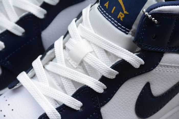 AIR JORDAN 1 MID OBSIDIAN (554724 174)