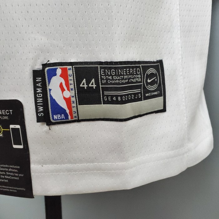 Dwyane Wade Miami Heat V-neck Swingman Jersey White