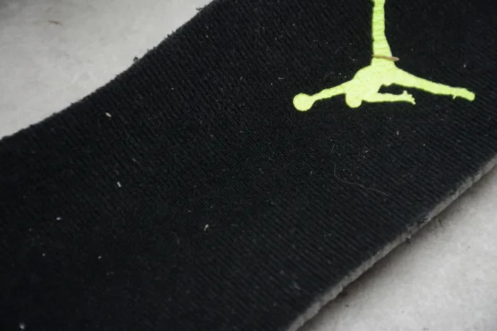 Air Jordan 5 Retr “Alternate Bel-Air” DB3335-100