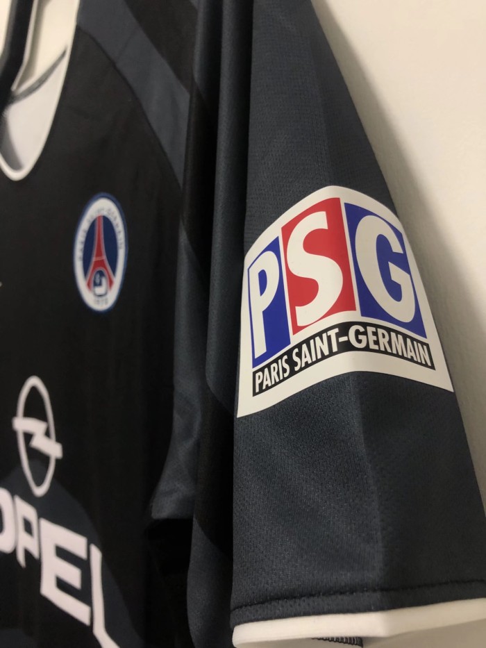 Paris Saint Germain Third Retro Jersey 2001/02