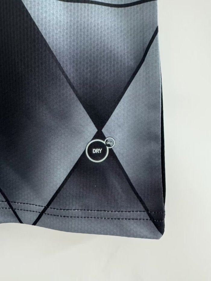 Leicester City Away Retro Jersey 2015/16