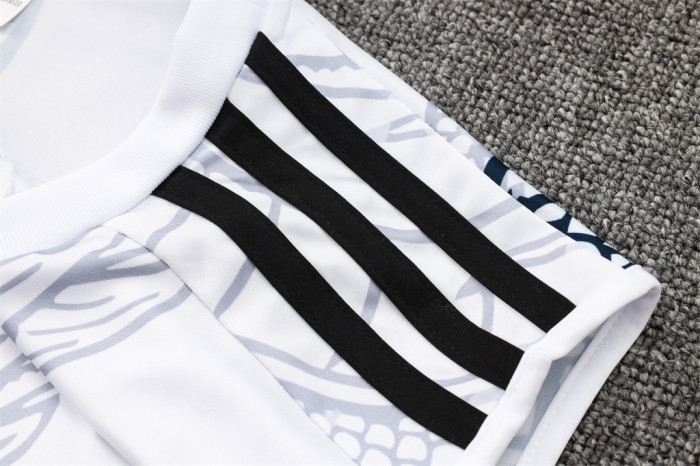 Real Madrid Training Jersey 23/24