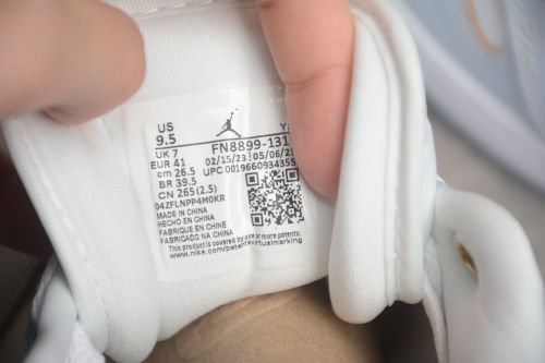 Air Jordan 1 Low White/Blue/Gold FN8899-131