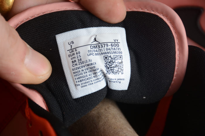 Air Jordan 1 Low Rush Orange - DM3379600