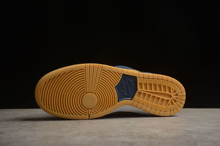 SB Dunk Low Barcelona - DJ0606-400