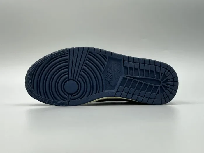 Travis Scott x Air Jordan 1 Black Blue