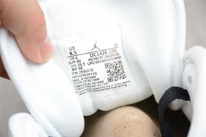 Air Jordan 1 Mid SE DC1426-100 Sail/Photo Blue