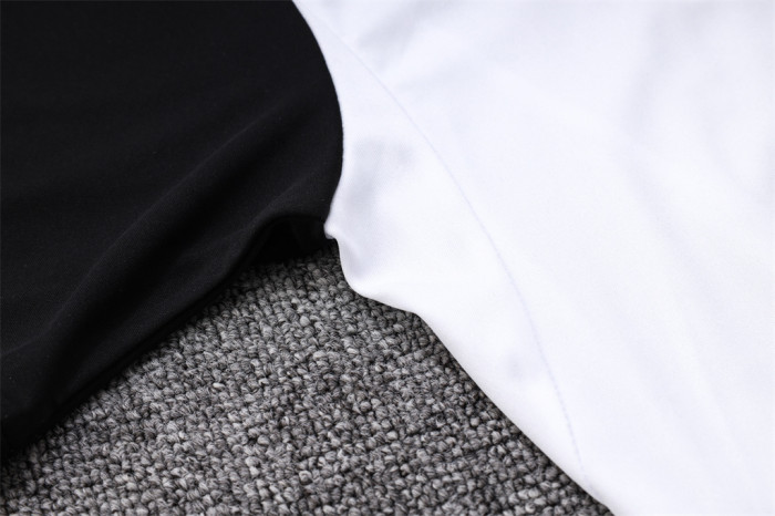 Juventus Training Jersey 23/24