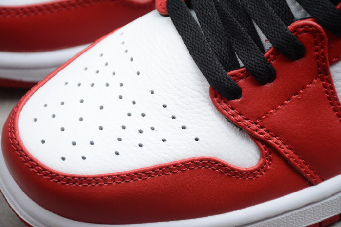 Air Jordan 1 Mid “Chicago” 2020 554724-173