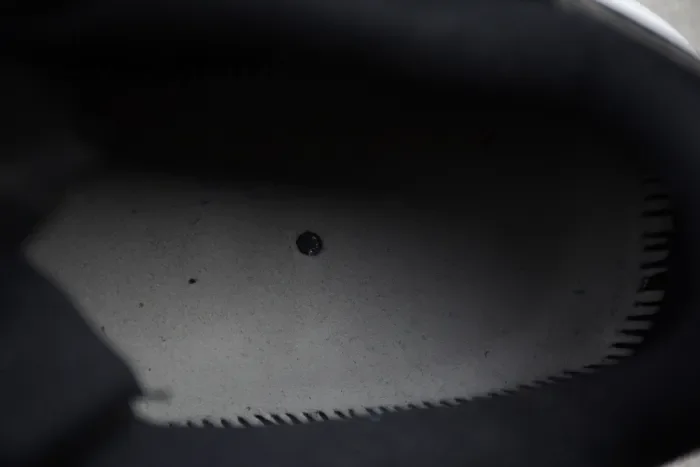 Air Jordan 11 Low “Barons” 528895-010