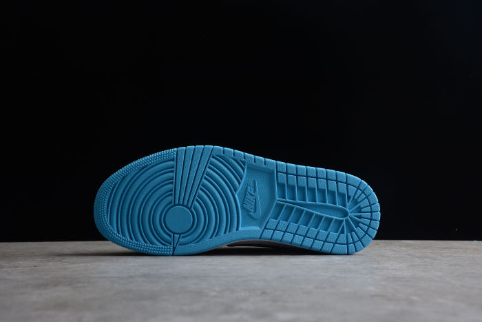Air Jordan 1 Retro Low OG Dark Powder Blue UNC  White Black CZ0790-104