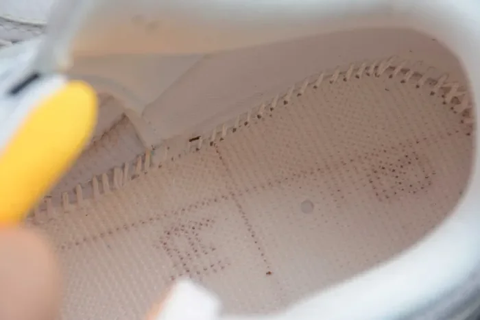 Air Jordan 3 Retro“Laser Orange” CK9246-108