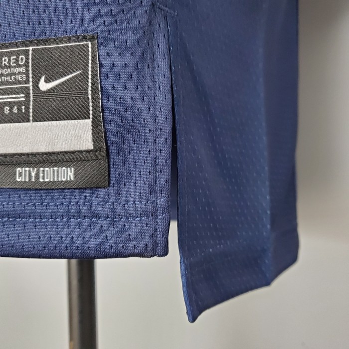 Allen Iverson Philadelphia 76ers 2021/22 Swingman Jersey Royal Blue