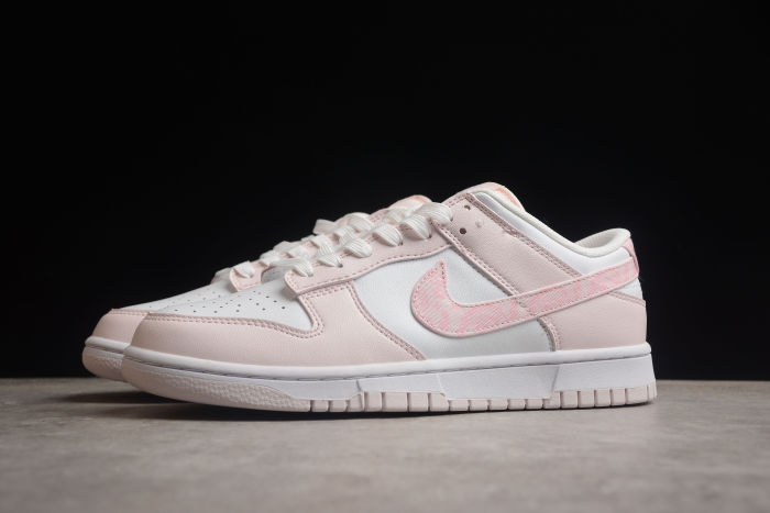 SB Dunk Low Pink Paisley FD1449-100