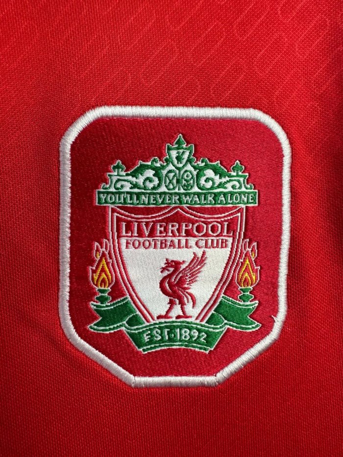 Liverpool Home Long Sleeve Retro Jersey 2004/05