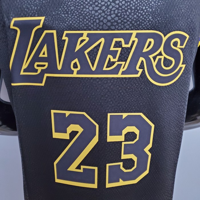 LeBron James Los Angeles Lakers 2020/21 Swingman Jersey Black