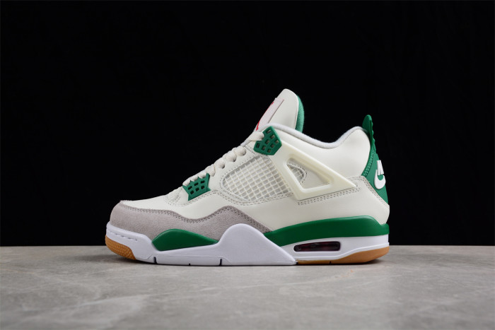 DR5415-103 Air Jordan 4 Retro SB Low Pine Green White Sail Neutral Grey