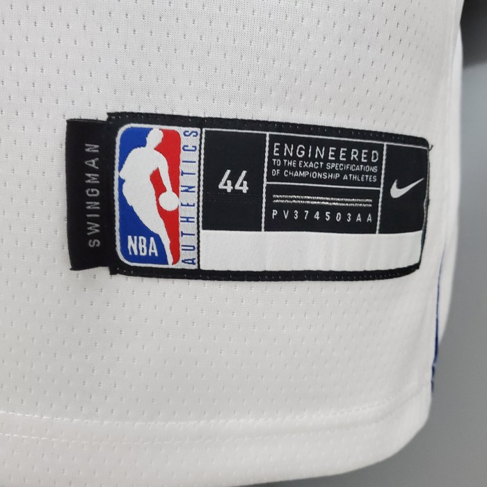 Kristaps Porzingis Dallas Mavericks Swingman Jersey White