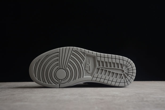 Air Jordan 1 Low “Stealth French Blue” DC0774-042