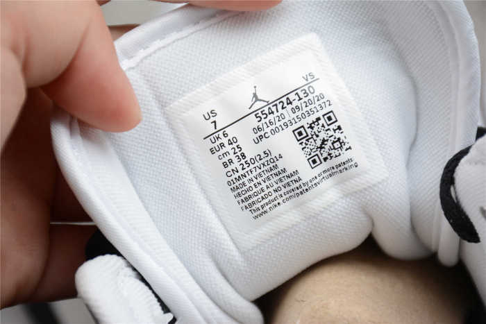 Air Jordan 1 Mid “PS5” 554724-129