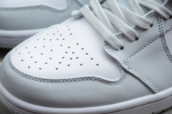 Air Jordan 1 Mid SE Sz 14 Starfish Pure Platinum CW7591-100