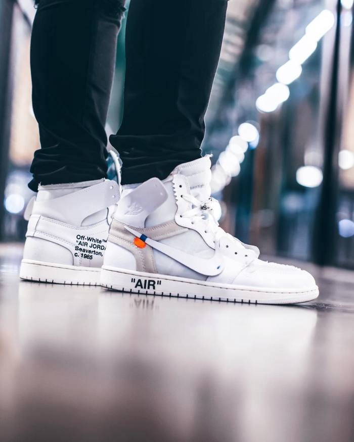 Air Jordan 1 Retro High OG x OFF-WHITE Euro AQ0818-100
