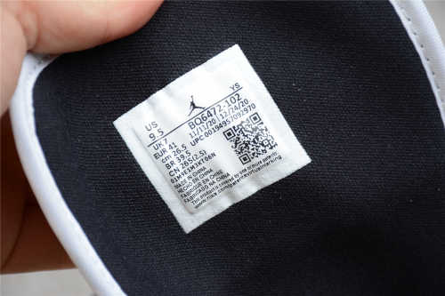 Air Jordan 1 Mid “University Blue” BQ6472-102