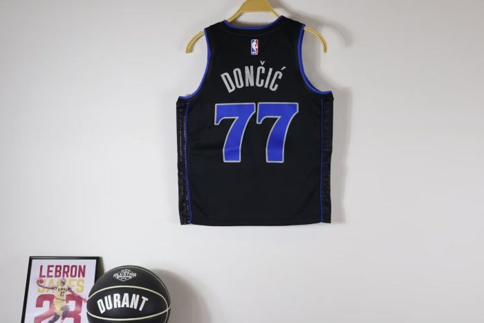 Dallas Mavericks  Kids Jersey City Edition 23/24 NO.77 Dončić