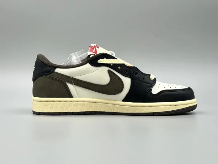 Travis Scott x Air Jordan 1 Black Brown