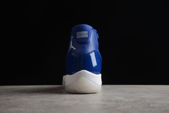 Air Jordan 11 Retro Midnight Navy White AT7802-115
