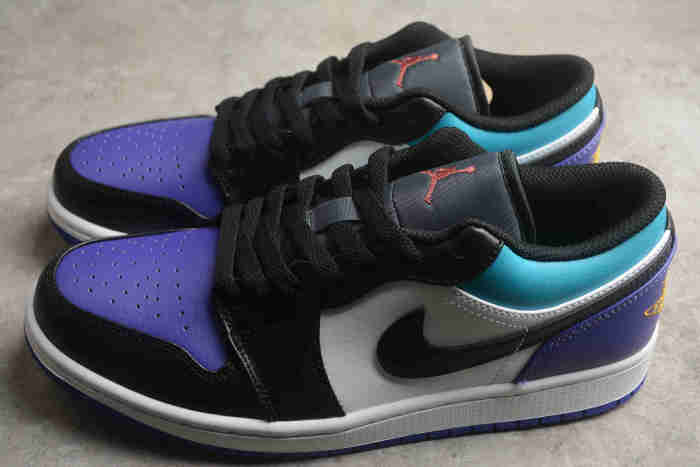 Air Jordan 1 Low White Black Bright Concord 553558-154