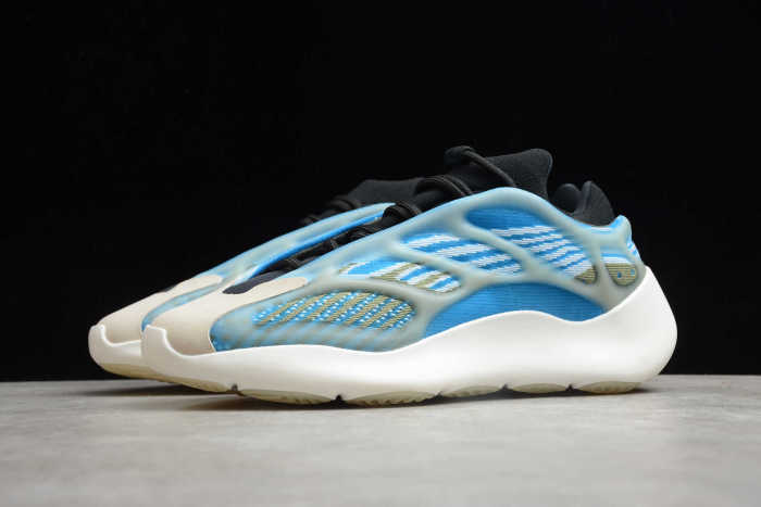 Yeezy Boost 700 V3 Arzare G54850