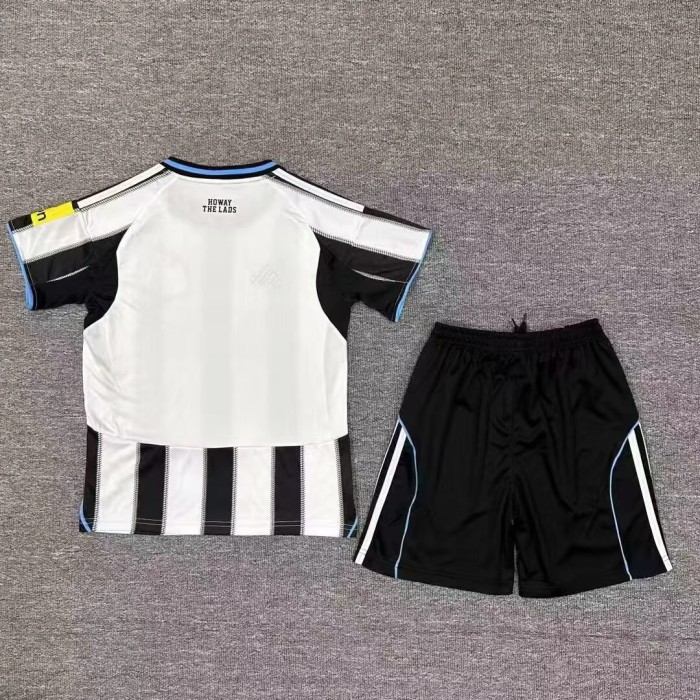 Newcastle United Home Kids Suit & Socks 25/26
