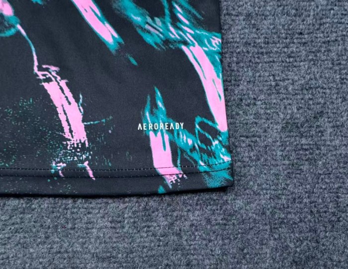 Liverpool Pre-Match Man Training Jersey 25/26