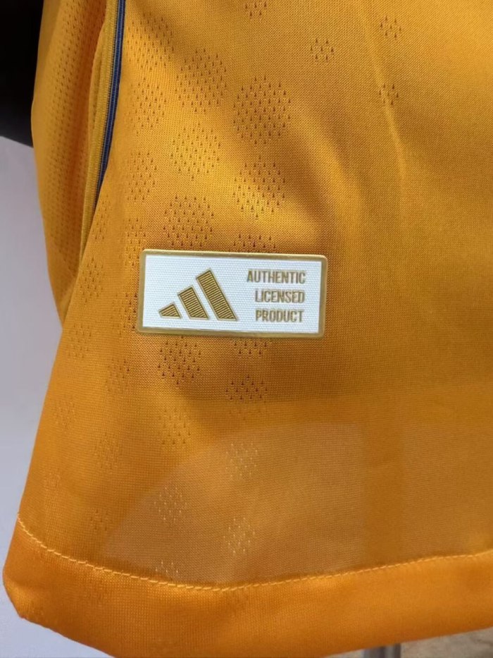 Tigres UANL Home Player Man Jersey 25/26