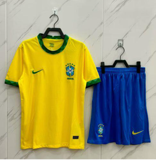 Brazil  Home Short Sleeves  Adult Suit 20/21