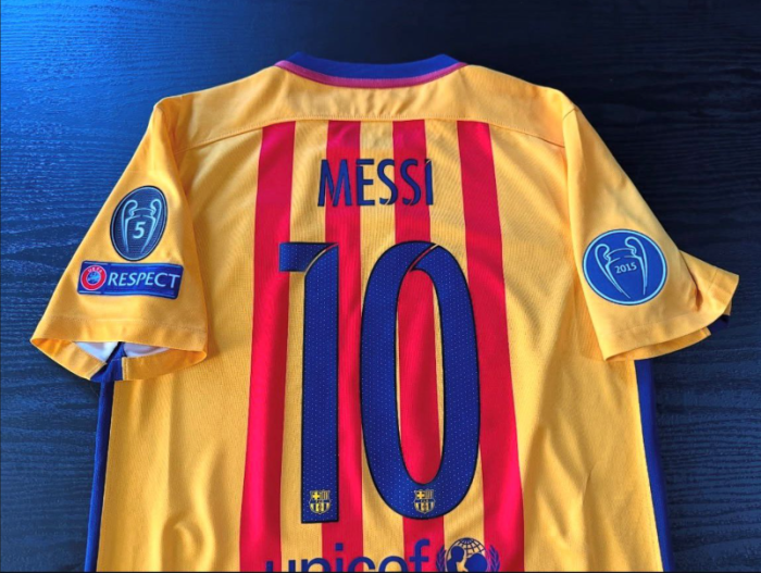 FC Barcelona 2015/16 Away Kit