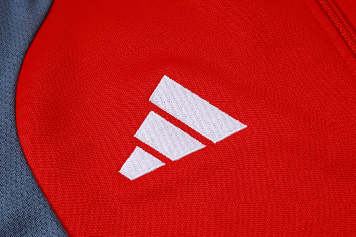 Internacional Training Jacket 26/27