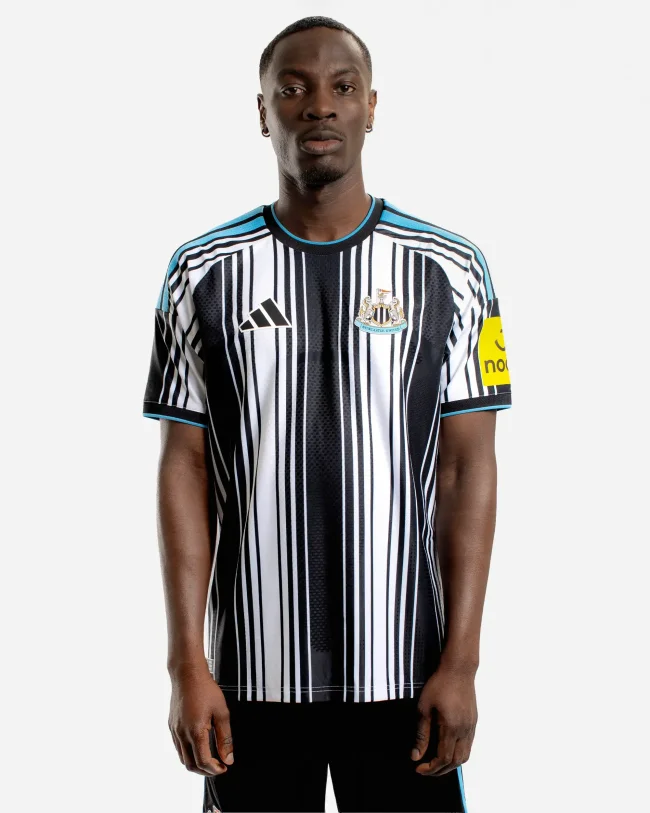 Newcastle United Man Home Player Jersey 26/27