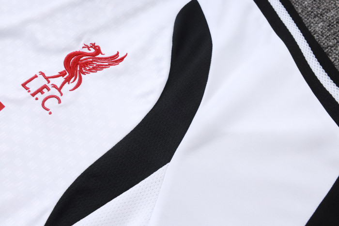 Liverpool Training Short sleeve Suit 26/27