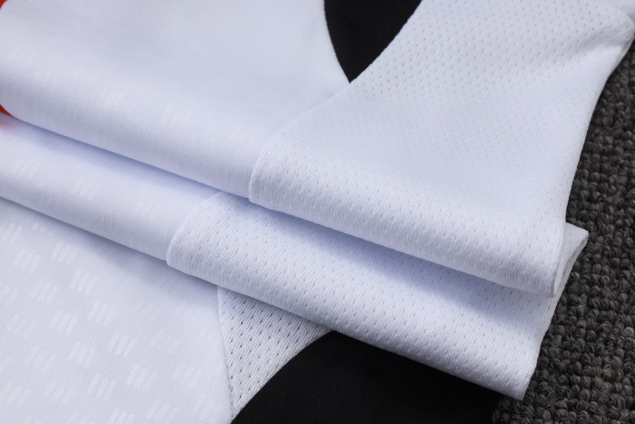 Liverpool Training Short sleeve Suit 26/27