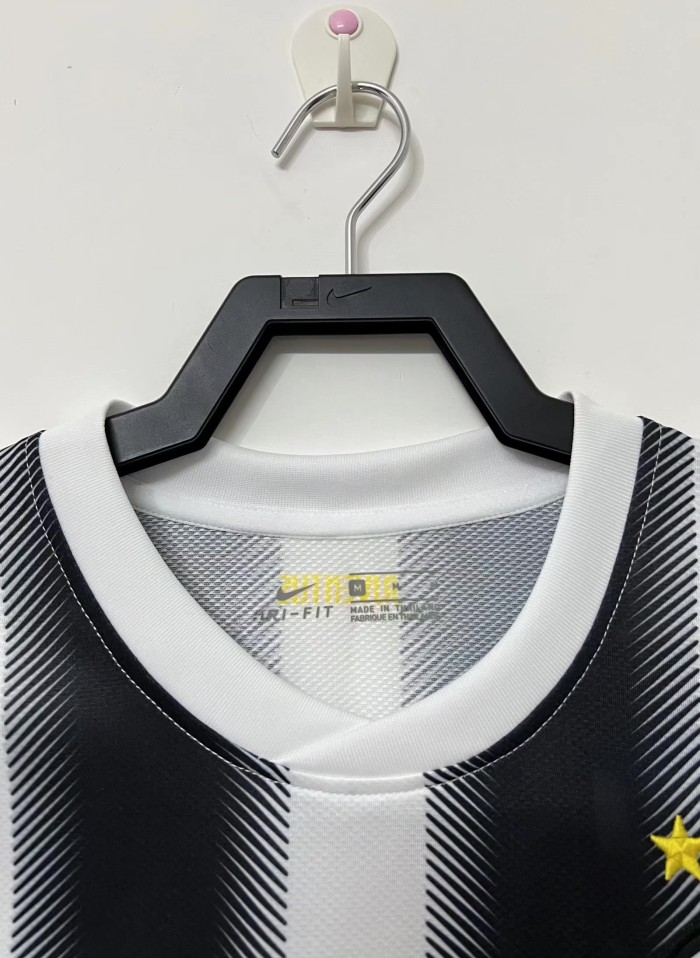 Juventus Home Retro Jersey 2011/12