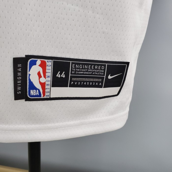 LeBron James Los Angeles Lakers 2020/21 Swingman Jersey White