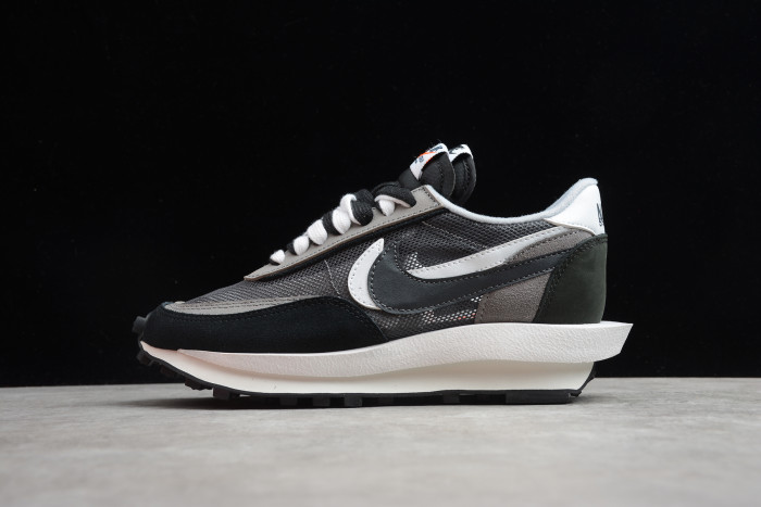 Sacai x Nike LD Waffle Black - BV0073 001
