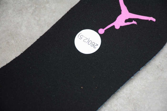 Air Jordan 1 Mid Pink Shadow 554724-059
