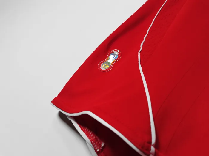 Liverpool Home Retro Jersey 06/08